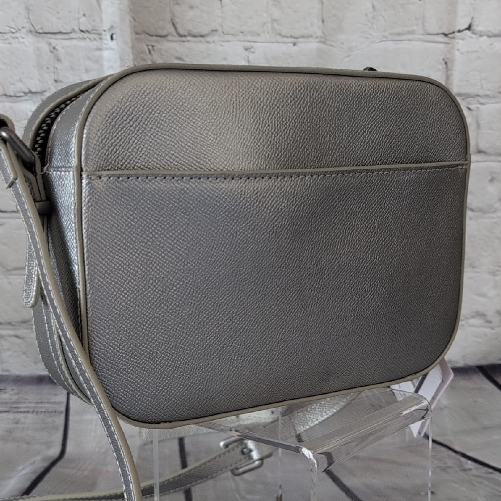 Kurt Geiger Richmond Camera Bag/ Karl Lagerfeld Rickie Sandal - Picture 7 of 13